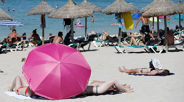 Strandurlaub ist immer noch heiß begehrt. (Archivbild)