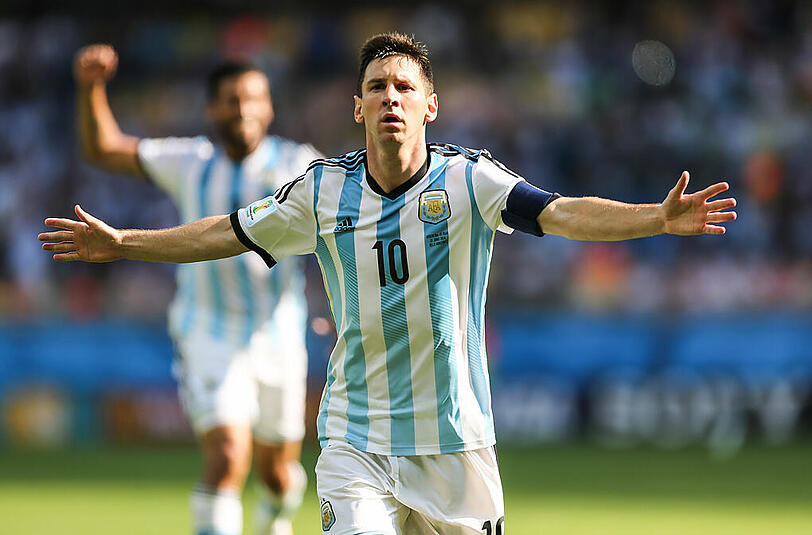 Lionel Messi schießt Argentinien zum 1:0-Sieg gegen Iran.