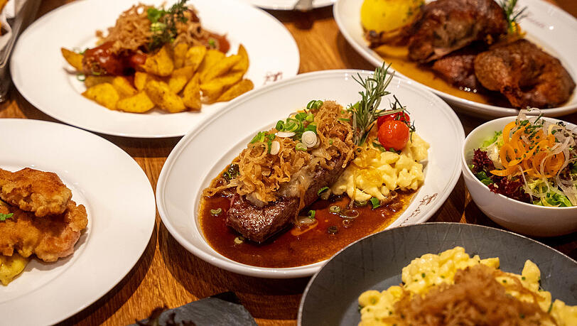 Aber auch Fleisch wie Rostbraten wird es geben. Aber auch Fleisch wie Rostbraten wird es geben.