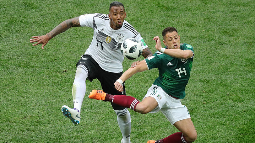 Jérôme Boateng: Note 5. Der Abwehrboss rettete nach Sekunden stark gegen Lozano, verlor aber postwendend die Konzentration. Die Highlights: Eine Kerze in den Moskauer Himmel, Absprachefehler und ein falscher Einwurf. Schloss als Chef nicht die unglaublichen Lücken in den eigenen Reihen.