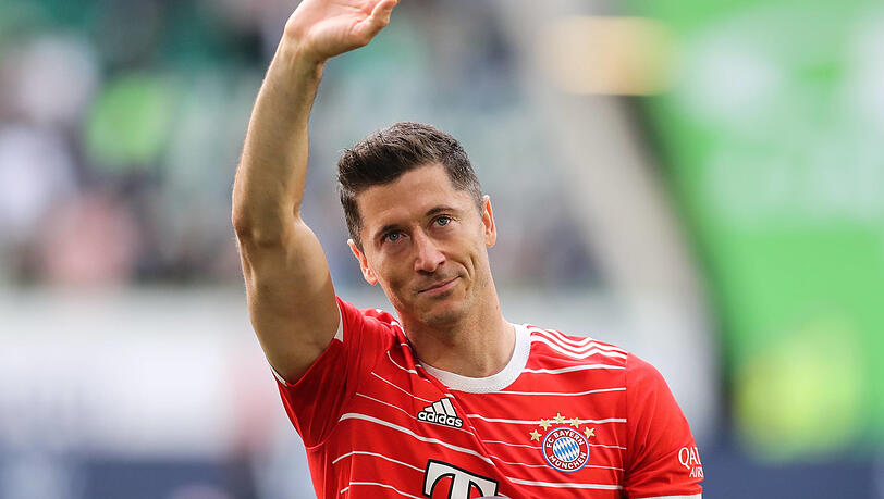 Das Ende einer Ära: Weltfußballer Robert Lewandowski verlässt den FC Bayern nach acht Jahren und 344 Toren in 375 Spielen für die Münchner. Das Ende einer Ära: Weltfußballer Robert Lewandowski verlässt den FC Bayern nach acht Jahren und 344 Toren in 375 Spielen für die Münchner.