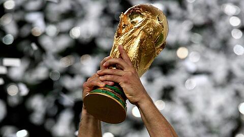 Das Objekt der Begierde: Wer darf 2022 die WM-Trophäe in die Höhe recken?