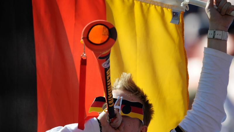 Das Geräusch der WM, die Vuvuzela: In machen Stadien der Liga ist sie verboten. Das Geräusch der WM, die Vuvuzela: In machen Stadien der Liga ist sie verboten.