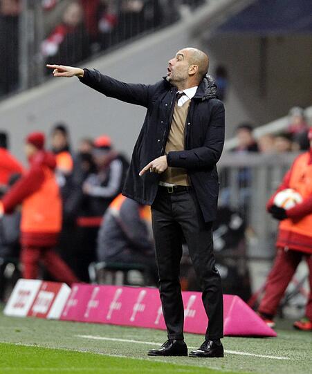 18. Januar - Pep Guardiola: Der Bayern-Trainer feiert seinen 44. Geburtstag. Keine Personalie beschäftigte den FC Bayern in diesem Jahr mehr, als der im Sommer 2016 auslaufende Vertrag des katalanischen Dirigenten an der Seitenlinie. Verlängert Pep oder bleibt er? Auf diese Frage gibt das Geburtstagskind lange keine Antwort.