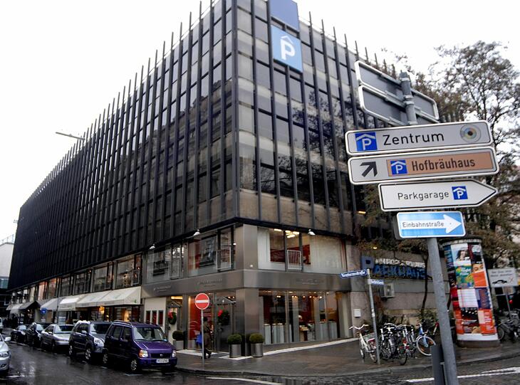 Wird jetzt durch ein neues Parkhaus ersetzt: Das Parkhaus Fina.