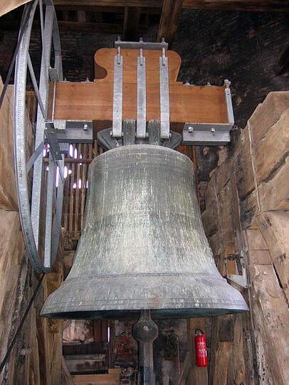 Salveglocke ("Susanna", 1490 gegossen, acht Tonnen, Nordturm) - die tontiefste Glocke des Doms.