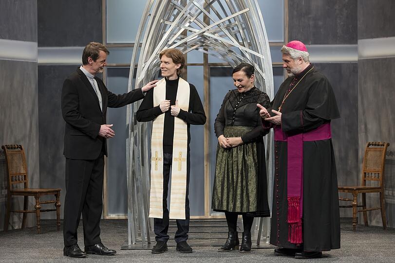 Joachim Vollrath (links), Fabian Wittkowski, Ursula Maria Burkhart und Dieter Fischer