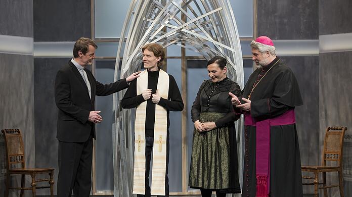Joachim Vollrath (links), Fabian Wittkowski, Ursula Maria Burkhart und Dieter Fischer