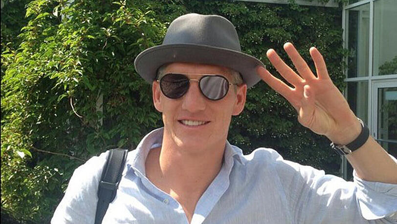 Bastian Schweinsteiger schickt vor dem Urlaub letzte Grüße an seine Fans Bastian Schweinsteiger schickt vor dem Urlaub letzte Grüße an seine Fans