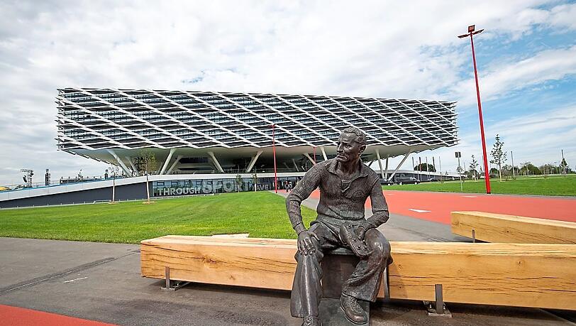 Der "Home Ground" in Herzogenaurach fungiert als Quartier der deutschen Mannschaft in der Gruppenphase dieser EM. Der "Home Ground" in Herzogenaurach fungiert als Quartier der deutschen Mannschaft in der Gruppenphase dieser EM.