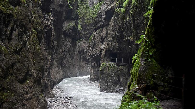 Oberhalb der Partnachklamm haben Unbekannte ein Ziegenkitz geschlachtet und verzehrt. (Archivbild)