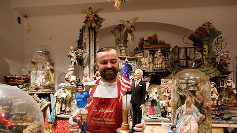 In Neapels Krippenl&auml;den finden sich neben Maria und Josef auch Figuren wie Ex-Pr&auml;sident Biden und Maradonna. (Archivbild)