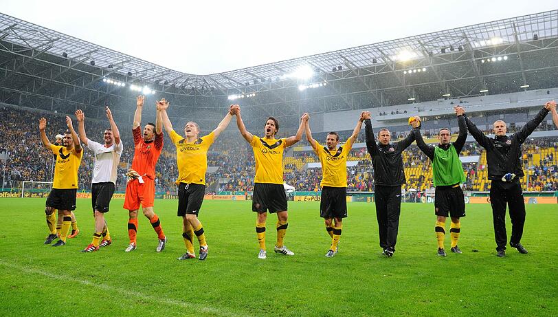 ... doch Dresden schaffte in einem verrückten Spiel noch ein 4:3 nach Verlängerung. Die Pokal-Sensation war perfekt.