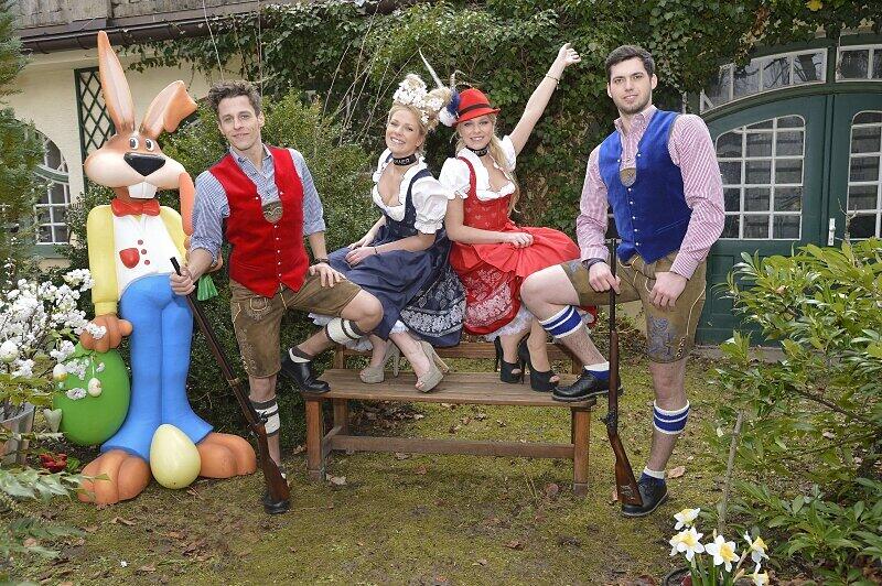 Auch dieses Jahr feierten 2.000 Gäste am Auftakt-Abend der Nacht der Tracht in Dirndl und Lederhosn ein rauschendes Fest im Löwenbräukeller! Bereits zum 12. Mal zapften die Veranstalter Wiesnwirt Christian Schottenhamel und Eventmanager Philip Greffenius beim traditionellen Anstich der Nacht der Tracht das erste Fass gekonnt mit nur zwei Schlägen an, und freuten sich über die gute Stimmung im Festsaal. Die Bilder!