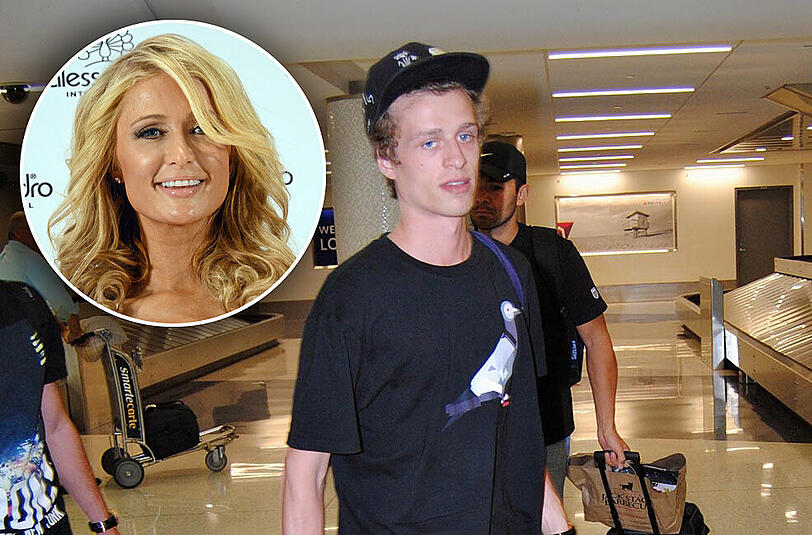 Paris Hiltons Bruder Conrad ist bei seiner Ex-Freundin eingebrochen.