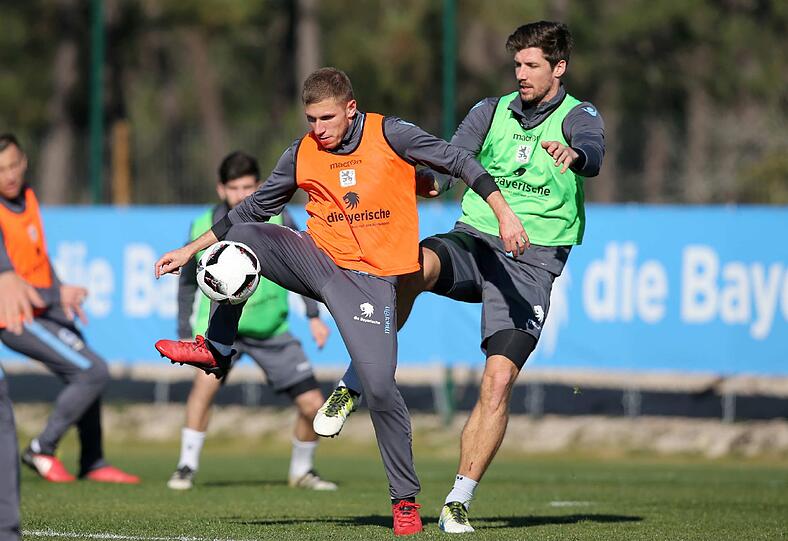 Die Bilder vom Dienstagstraining der Löwen in Troia.