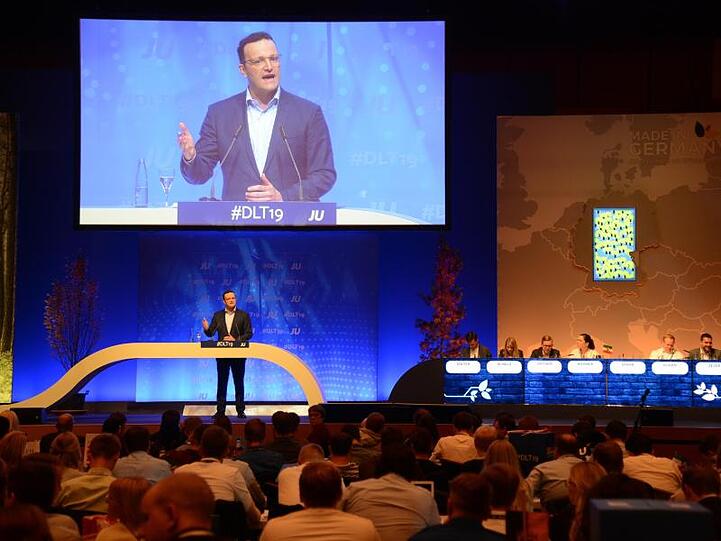 Bundesgesundheitsminister Jens Spahn: "Es geht darum, dass wir wieder ein bisschen mehr gute Laune und Zuversicht haben.".