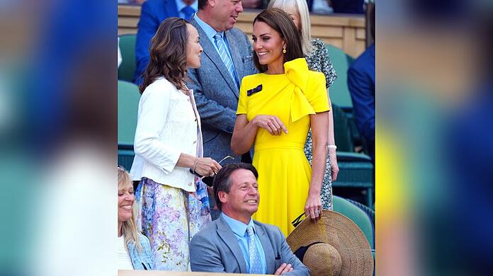 Herzogin Kate im Gespräch mit Martina Hingis.