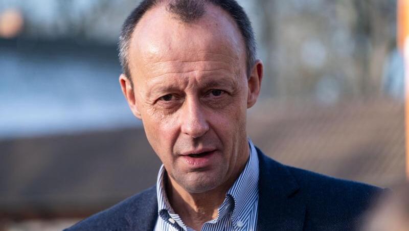Friedrich Merz will vorerst nicht mit Wahlkampfauftritten für seine Partei werben. Friedrich Merz will vorerst nicht mit Wahlkampfauftritten für seine Partei werben.