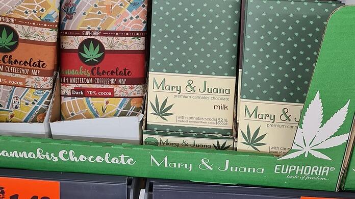 Schokolade für Cannabis-Fans - dieses und 20 weitere Hanf-Produkte hatte Lidl im Angebot.