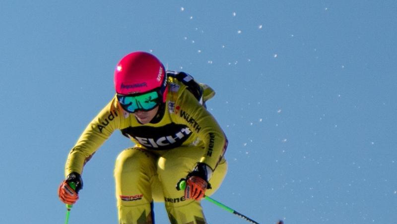 Heidi Zacher in Aktion, hier beim Ski Cross-Weltcup. Foto: Patrick Seeger/dpa/Archivbild Heidi Zacher in Aktion, hier beim Ski Cross-Weltcup. Foto: Patrick Seeger/dpa/Archivbild
