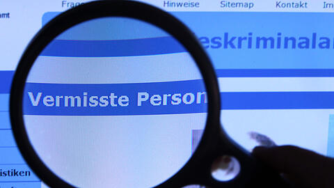 Die Polizei bittet um Mithilfe bei der Suche nach einer vermissten Person. (Symbolbild)