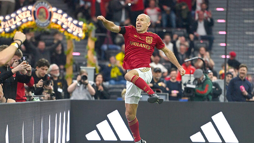 Kehrt er zum FC Bayern zurück? Arjen Robben hält sich mit Blick auf seine Zukunft alles offen.