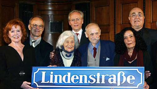 Das Team der Lindenstraße. Das Team der Lindenstraße.