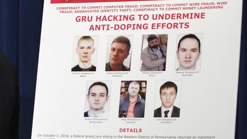 Fahndungsaufruf: Die USA klagen sieben Agenten des Militärgeheimdiensts GRU unter anderem wegen der Cyberattacke auf die Welt-Anti-Doping-Agentur WADA an. Fahndungsaufruf: Die USA klagen sieben Agenten des Militärgeheimdiensts GRU unter anderem wegen der Cyberattacke auf die Welt-Anti-Doping-Agentur WADA an.
