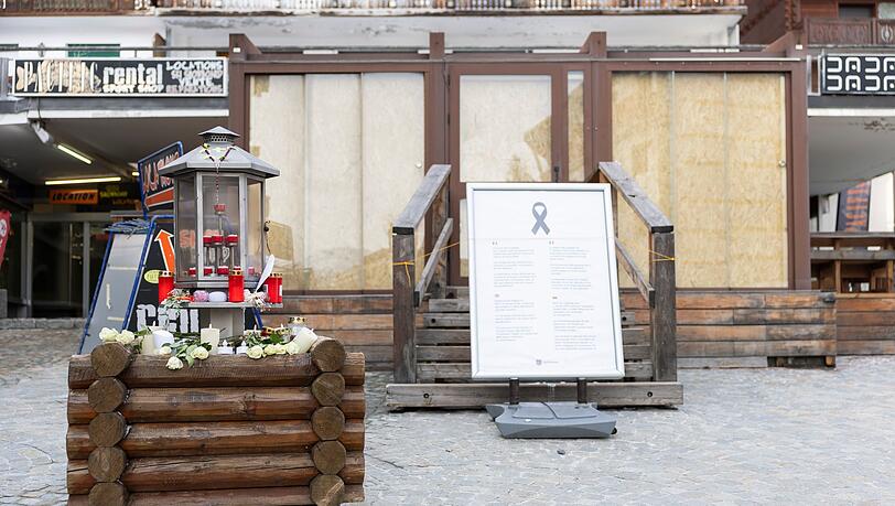 Nach der Brandkatastrophe in Crans-Montana wird Pyrotechnik in öffentlich zugänglichen Räumen in der Schweiz verboten. (Archivbild) Nach der Brandkatastrophe in Crans-Montana wird Pyrotechnik in öffentlich zugänglichen Räumen in der Schweiz verboten. (Archivbild)