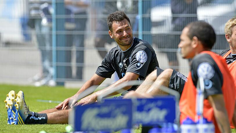 Erst die Rückkehr ins Mannschaftstraining - jetzt zurück auf dem Spielfeld: Grzegorz Wojtkowiak Erst die Rückkehr ins Mannschaftstraining - jetzt zurück auf dem Spielfeld: Grzegorz Wojtkowiak