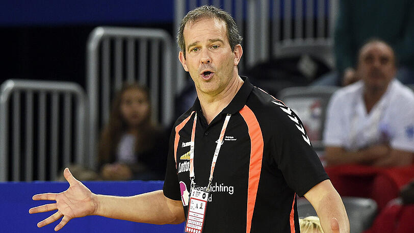 Henk Groener genießt in der Szene einen ausgezeichneten Ruf und sorgte in den letzten Jahren mit einem kleinen Handball-Wunder in Oranje für Furore.