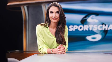 Lea Wagner geh&ouml;rt zum festen Moderationsteam der beliebten ARD-Sendung "Sportschau".