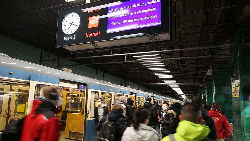 Ungewohnt: Der Goetheplatz ist nun Endstation der U-Bahn. Ungewohnt: Der Goetheplatz ist nun Endstation der U-Bahn.