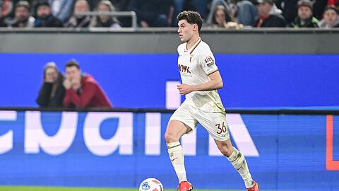 Mert K&ouml;m&uuml;r erzielte f&uuml;r den FC Augsburg das 1:1 im Test gegen Saarbr&uuml;cken. (Archivbild)