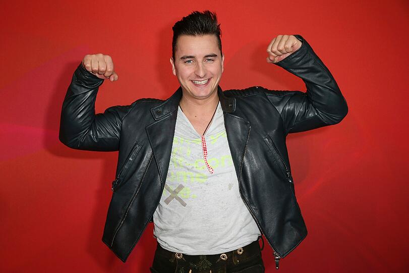 Andreas Gabalier in feschen Lederhosen.