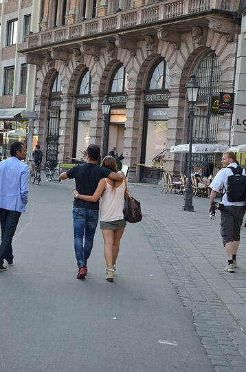 Alcantara beim FC Bayern: Thiago: Hier bummelt er mit Julia durch München - FC Bayern - Abendzeitung München