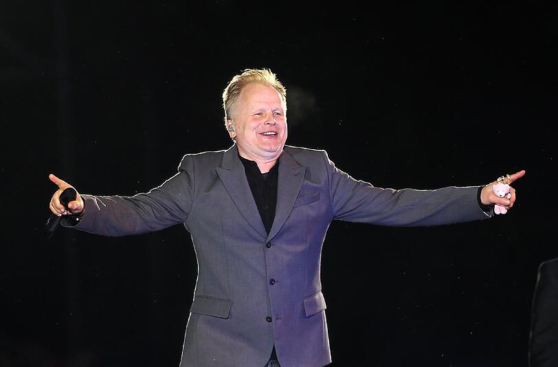 "Schiffsverkehr" zwischen Rostock, Leipzig und München: Herbert Grönemeyer ist wieder auf Tour. Sehen Sie hier die besten Bilder.