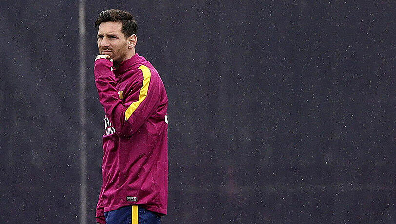 Lionel Messi wurde im Alter von 13 Jahren vom FC Barcelona verpflichtet. Lionel Messi wurde im Alter von 13 Jahren vom FC Barcelona verpflichtet.