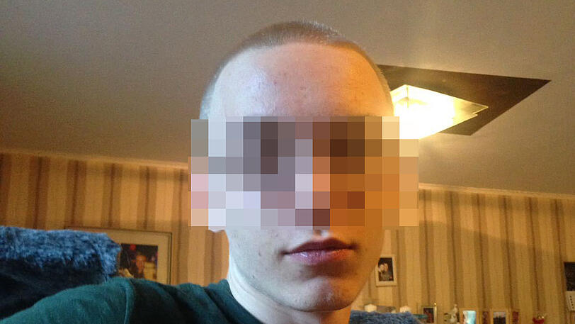 Im nordrhein-westfälischen Herne ist ein neunjähriger Junge umgebracht worden. Der mutmaßliche Täter, ein 19 Jahre alter Mann, ist nach Polizeiangaben auf der Flucht.