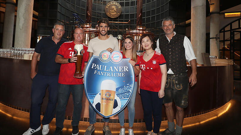 Sponsoren-Termin mit Fans: Javi Martínez bei Paulaner.