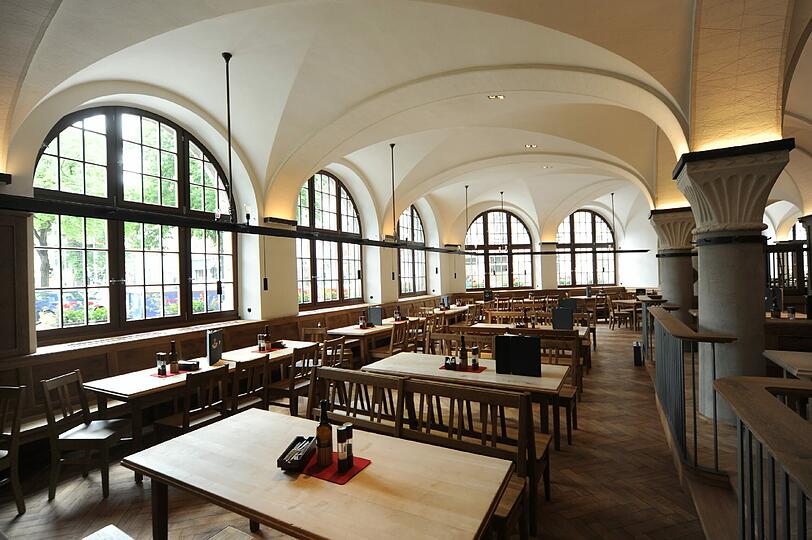 Das Paulaner Bräuhaus am Kapuzinerplatz erstrahlt in neuem Glanz. Am 10. Juli ist offizielle Eröffnung.