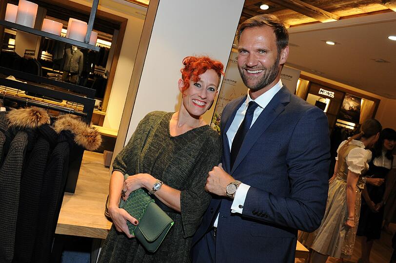 Sara Sandmaier (Designerin Baume & Mercier) und Marc Autmaring (Wempe)