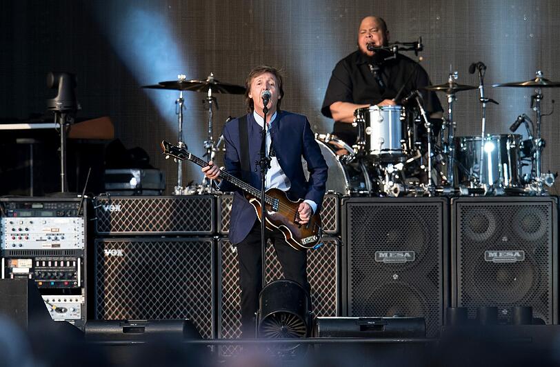 Paul McCartney spielte im Olympiastadion. Sehen Sie hier die besten Bilder vom Auftritt des 74-Jährigen.
