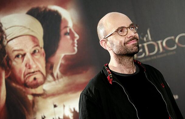Der 1967 in München geborene Regisseur Philipp Stölzl inszenierte Filme wie "Der Medicus" und "Die Schachnovelle".