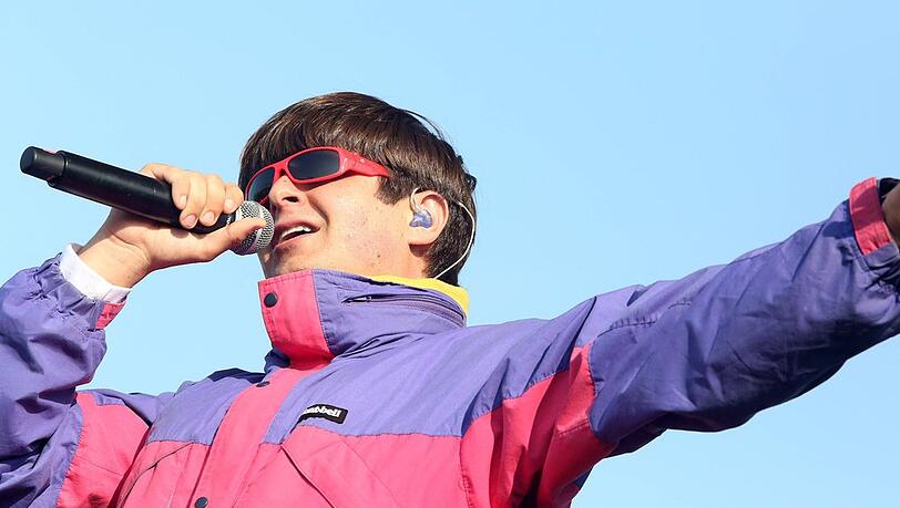 Oliver Tree ist mit nur 32 Jahren bei einem Hubschrauberungl&uuml;ck gestorben.