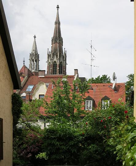 Mitten in der Stadt und dennoch fast dörflich erscheint Giesing auf den Bildern von AZ-Leser Werner Lube.