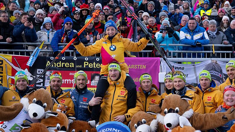 Franziska Preuß (hinten Mitte) kann nun doch nicht in München starten. (Archivbild)