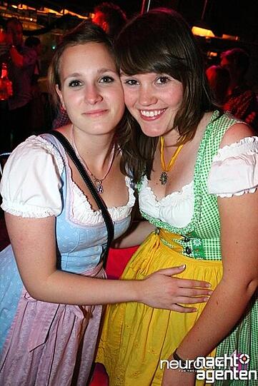 Im neuraum findet derzeit ein After-Wiesn-Showmarathon statt: "16 Tage Wies&rsquo;n - 16 Tage neuraum". Mehr Bilder unter www.nachtagenten.de