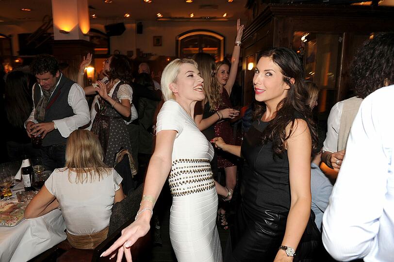 Fashion-Party bei Hugo Bachmaier! Mit dabei: Jimi Blue Ochsenknecht, Ralph und Kriemhild Siegel, Sonja Kiefer, Alexandra Polzin. Die Bilder vom Event.